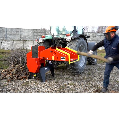 Špalíkovač za traktor REMET R-150 - 14