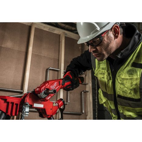 Aku řezák na nerez trubky Milwaukee M12 PCSS-202C 4933479242 - 9