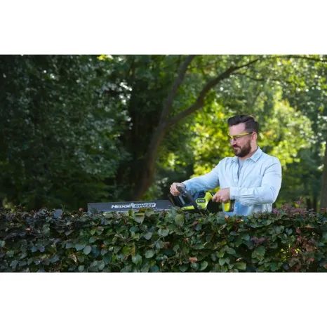 Aku plotostřih Ryobi RY18HT55A-120 - 5