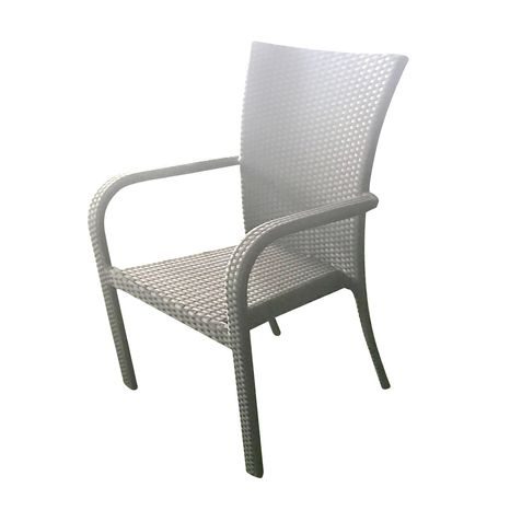 HECHT RATTAN CHAIR