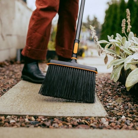 Koště Fiskars OneClick 1080699 - 4