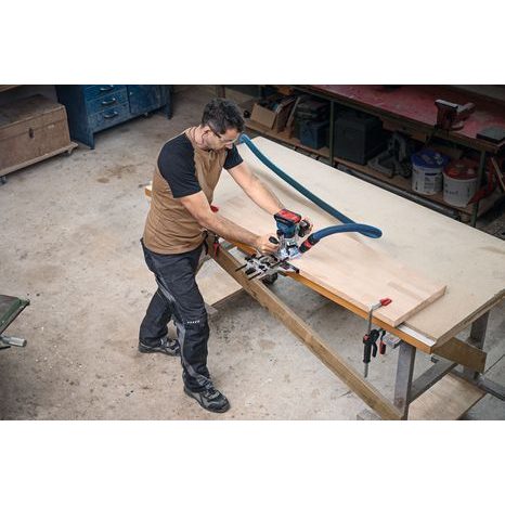 Aku horní frézka Bosch GKF 18V-8 06016C2000 - 9