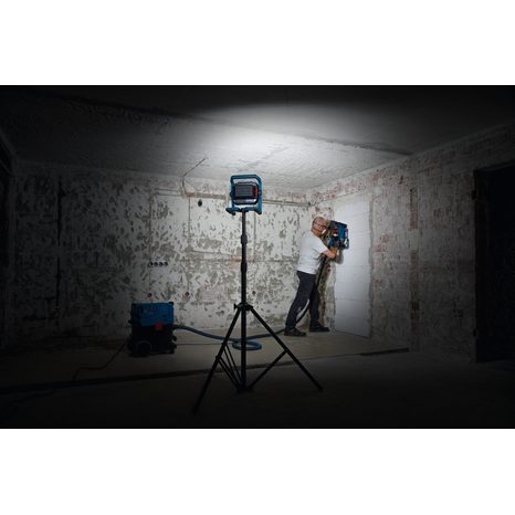 Aku LED svítilna Bosch PRO GLI18V-5000 06019P5100 - 5