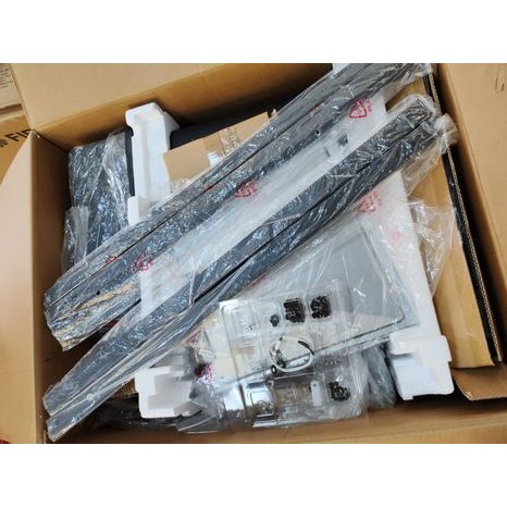 Poškozeno - Plynový gril Riwall PRO RGG 21 - 3