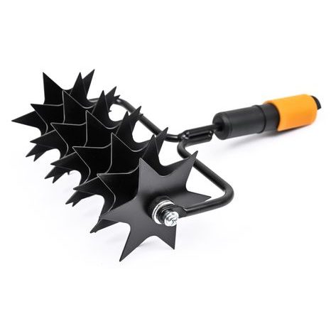 Provzdušňovač trávníku Fiskars QuikFit 1000689