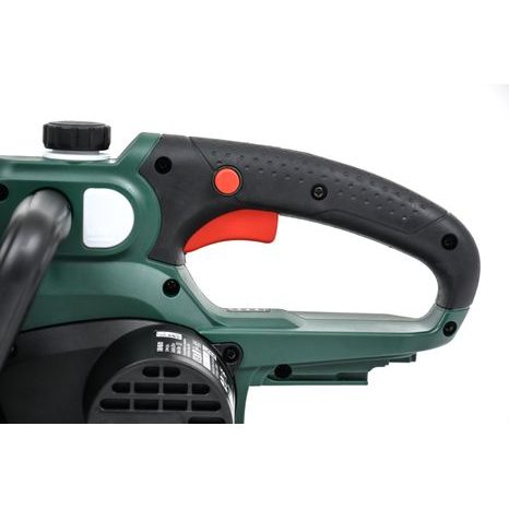 Aku řetězová pila Bosch UniversalChain 18 06008B8001 - 9