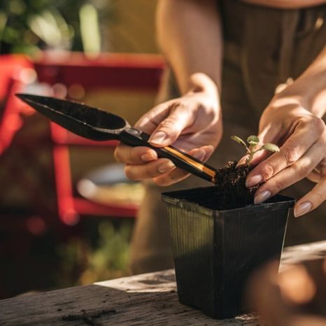 Lopatka sázecí Fiskars Solid™ 1057641 - 9