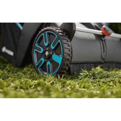 Sběrač listí a trávy z trávníku a dlažby Gardena 3566-20 - 5