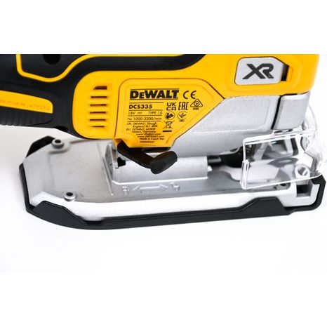 Aku priamočiara píla DeWALT DCS335NT-XJ - 6