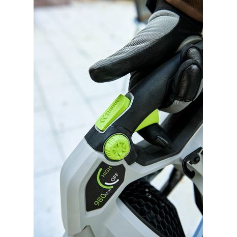 Aku fukar na listí EGO LB5800E - 2