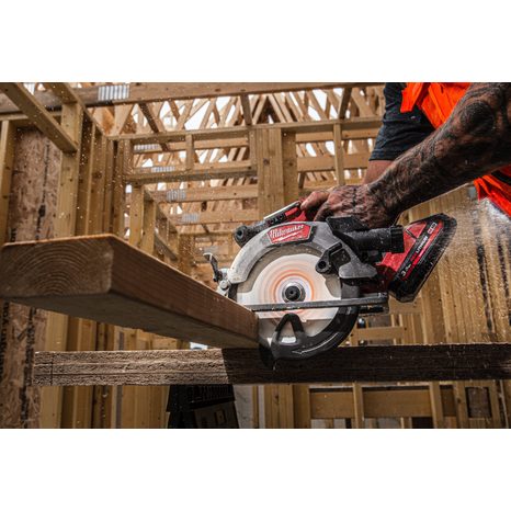 Aku okružní pila Milwaukee M18 FCS552-0 4933493587 - 10