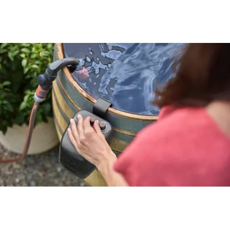 Aku čerpadlo do sudu Gardena 2400 ComfortAutomatic 18V P4A solo 14605-55 - 5