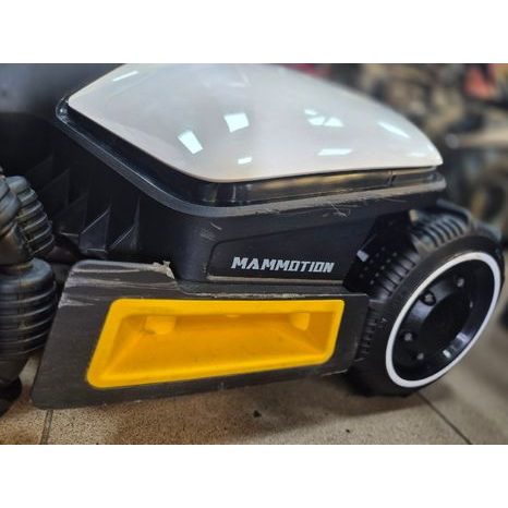 Použito - Robotická sekačka Mammotion LUBA mini AWD LiDAR 1500 - 9