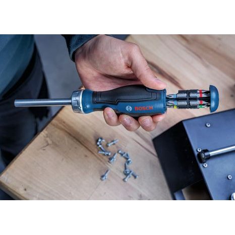 Ráčnový šroubovák Bosch se zásobníkem 12 ks bitů 1600A039PK - 4