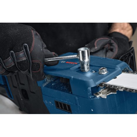 Aku reťazová píla Bosch Pro GKE 18V-40 06008D3001 - 4