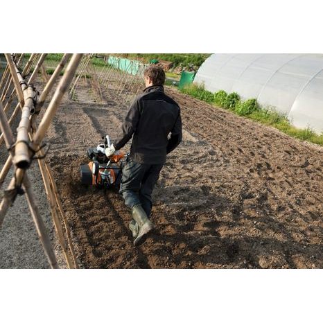 Benzínový kultivátor STIHL MH 585 - 3