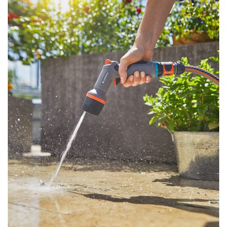 Zavlažovací postřikovač Gardena Multi Jet Comfort 18304-20 - 4