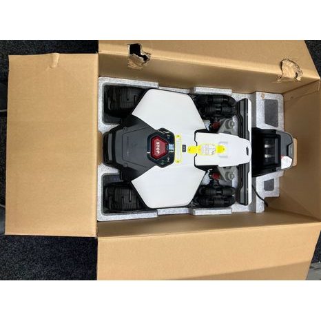 Použito - Robotická sekačka Mammotion LUBA mini AWD 1500 - 3