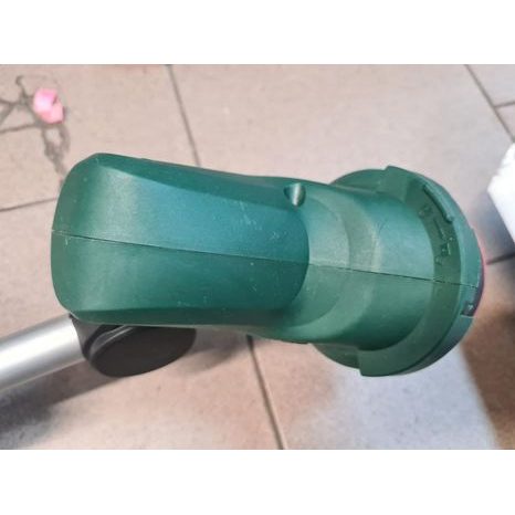 Použito - Aku strunová sekačka Bosch UniversalGrassCut 18V-260 06008C1D03 - 6