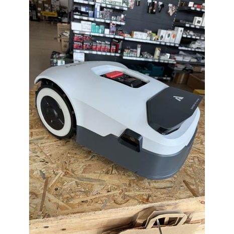 Použito - Robotická sekačka ANTHBOT Genie 1000 - 2