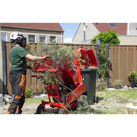 Benzínový drvič vetiev GTM GTS 1300 WDG - 2