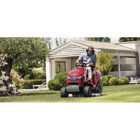 Benzínový zahradní traktor Honda HF 2625 HM - 9