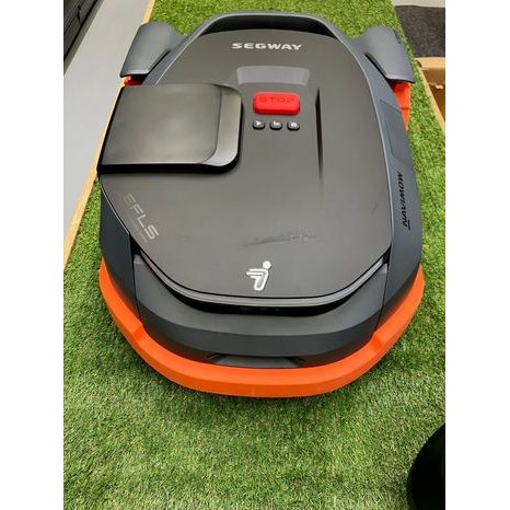 Použito - Robotická sekačka Segway Navimow X350E - 5