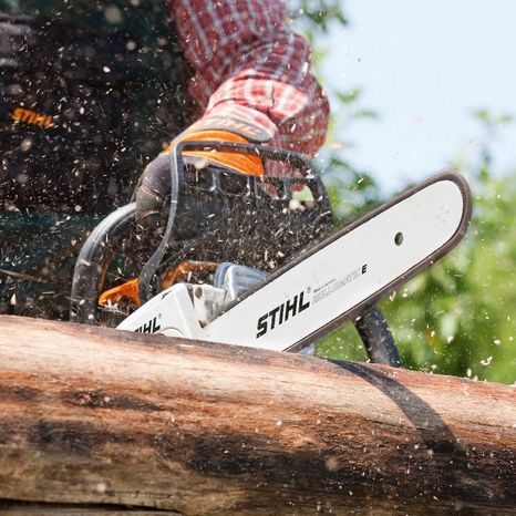 Motorová pila STIHL MS 251 - 15