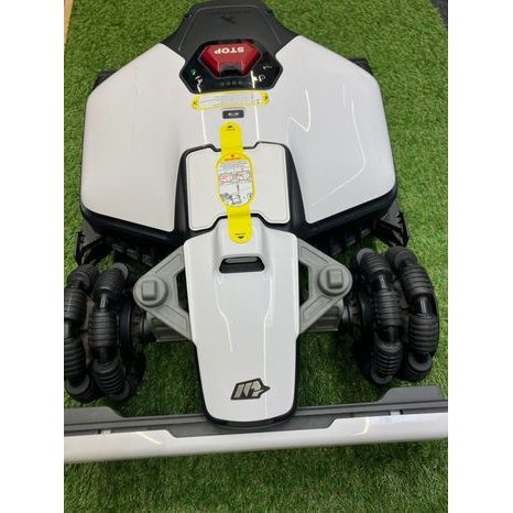 Použito - Robotická sekačka Mammotion LUBA mini AWD 1500 - 8