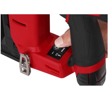 Aku hřebíkovačka Milwaukee M12 FCN18GS-0X 4933493354 - 4