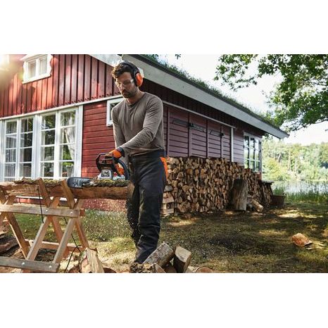 Motorová pila STIHL MS 212 - 4