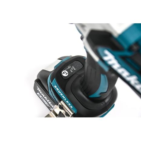 Aku rázový utahovák Makita LXT DTW1002RTJ - 6