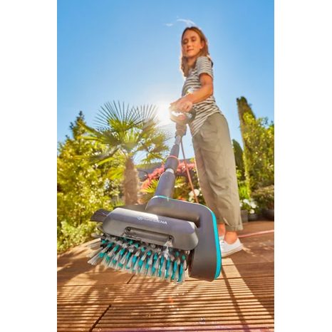 Aku multi čistič Gardena AquaBrush Patio P4A sada 14841-20 - 7