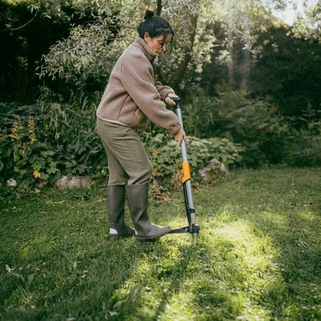 Vytrhávač buriny Fiskars Ergonomic™ 1080409 - 4