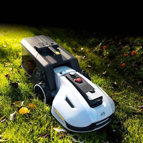 Použito - Robotická sekačka Mammotion YUKA 2000 s košem (r. 2024) - 15