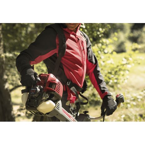 Benzínový křovinořez Honda UMK 450 X - 7