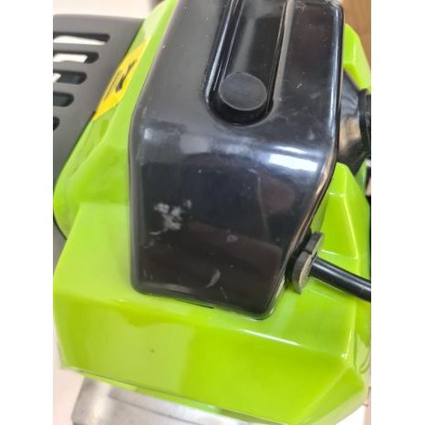 Použito - Benzínový křovinořez FIELDMANN FZS 5003-B - 2