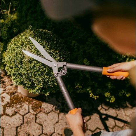 Nůžky na živý plot Fiskars HS52 1001564 - 9