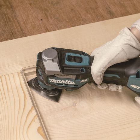 Aku multifunkční oscilační bruska Makita STARLOCK MAX XGT TM001GZ - 7