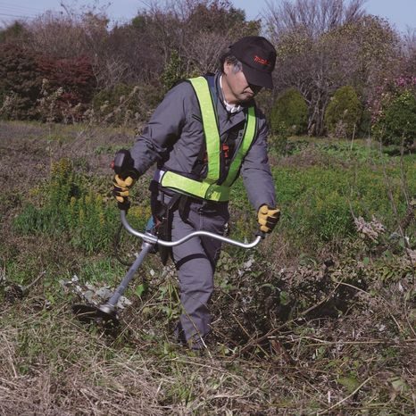 Aku křovinořez Makita XGT UR013GZ04 - 5