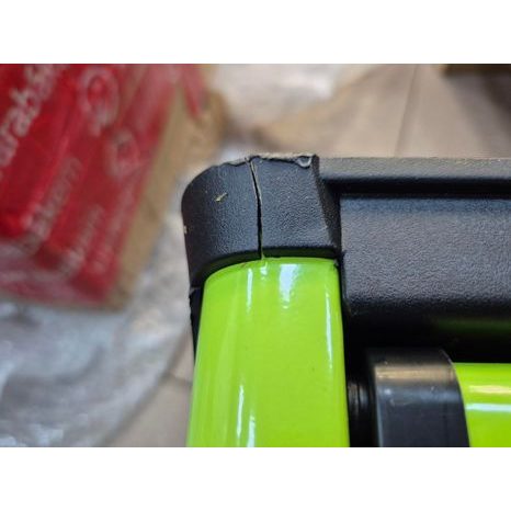 Poškozeno - Kovový box na nářadí FIELDMANN FDN 4150 50004671 - 2