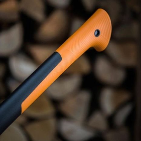 Štípací sekera Fiskars X25 + Pilka Xtract 1025437 - 11