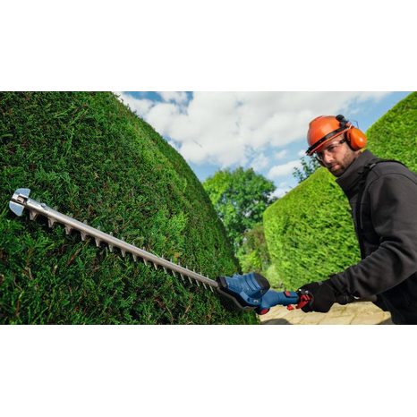 Aku teleskopický plotostřih Bosch GHE 18V-50 TP 06008D5000 - 6