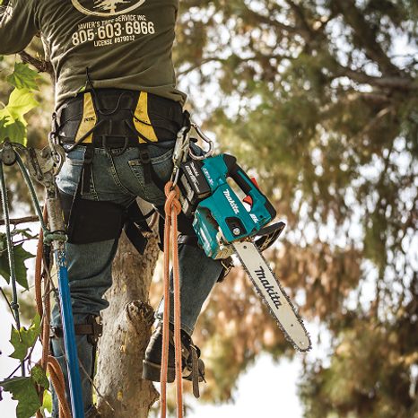 Aku řetězová pila Makita LXT DUC306ZB - 8