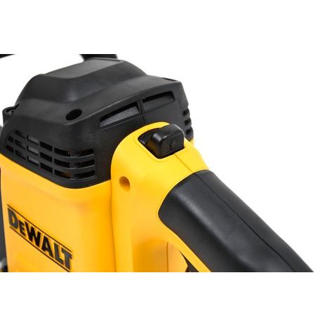 Elektrická pila DeWALT DWE397-QS - 9