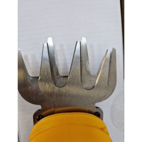 Použito - Aku nůžky na trávu a keře s teleskopickou rukojetí Riwall PRO RASH 1236 LH - 2