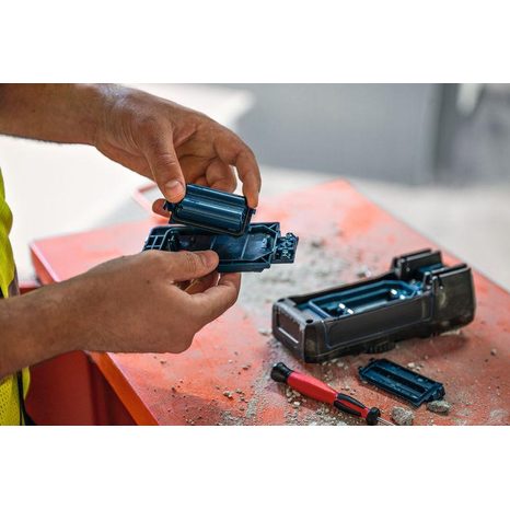 Digitální multimetr Bosch GDM 600-15 Professional + MH1 - 7