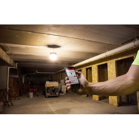 Aku LED pracovní světlo Milwaukee M18 ONESLSP-0 4933459155 - 9