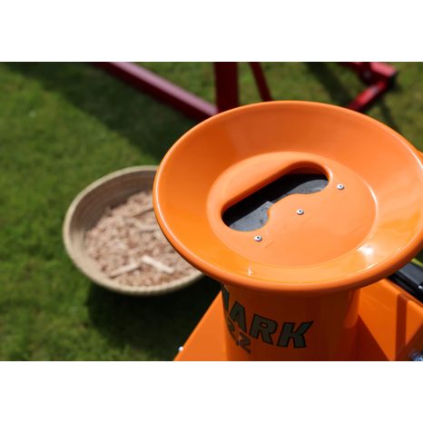 Elektrický drvič konárov VARES SHARK 2,2 kW - 9