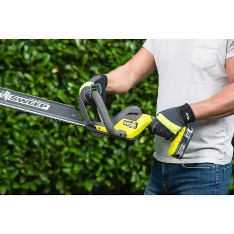 Aku plotostřih Ryobi RY18HT55A-120 - 6
